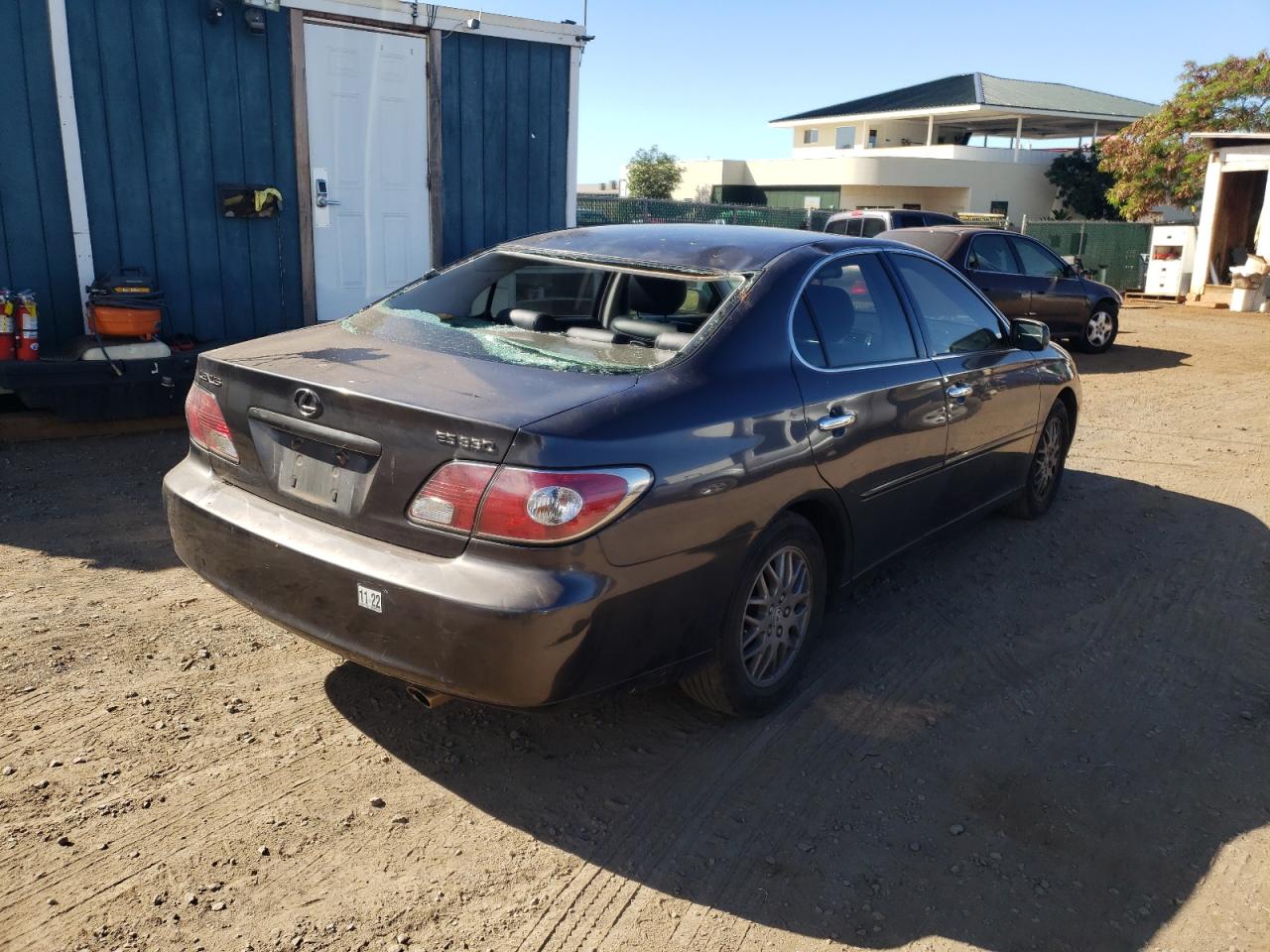 Photo 4 from auction – 2004 LEXUS ES 330 with VIN JTHBA30G745038319