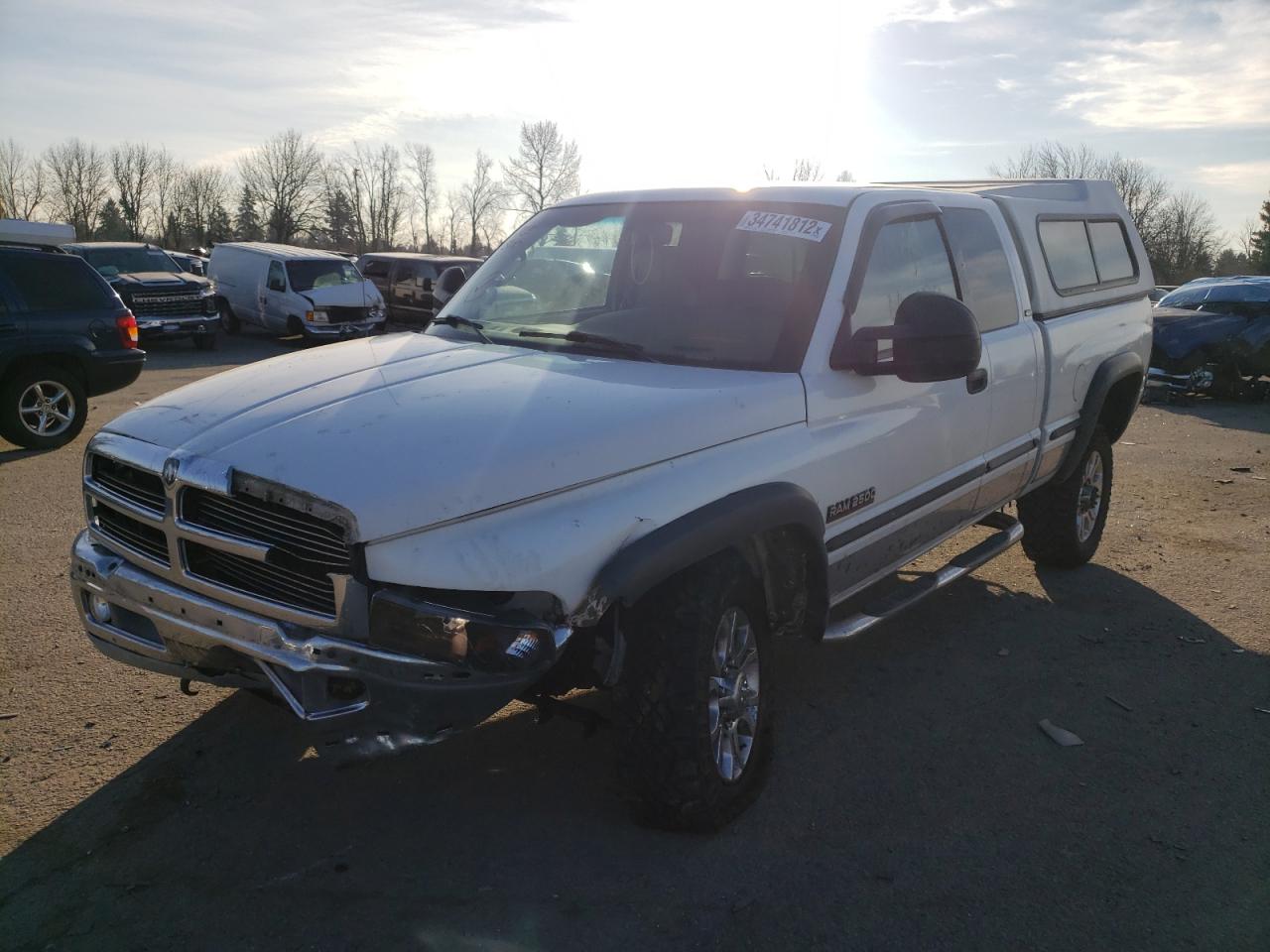 Photo 2 from auction – 1999 DODGE RAM 2500 with VIN 3B7KF2366XG195787