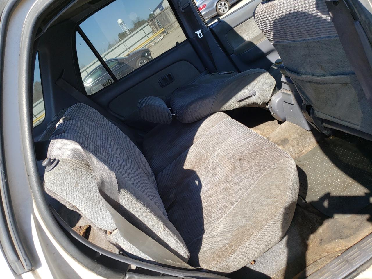 Photo 6 from auction – 1998 TOYOTA 4RUNNER SR with VIN JT3GN86RXW0076116
