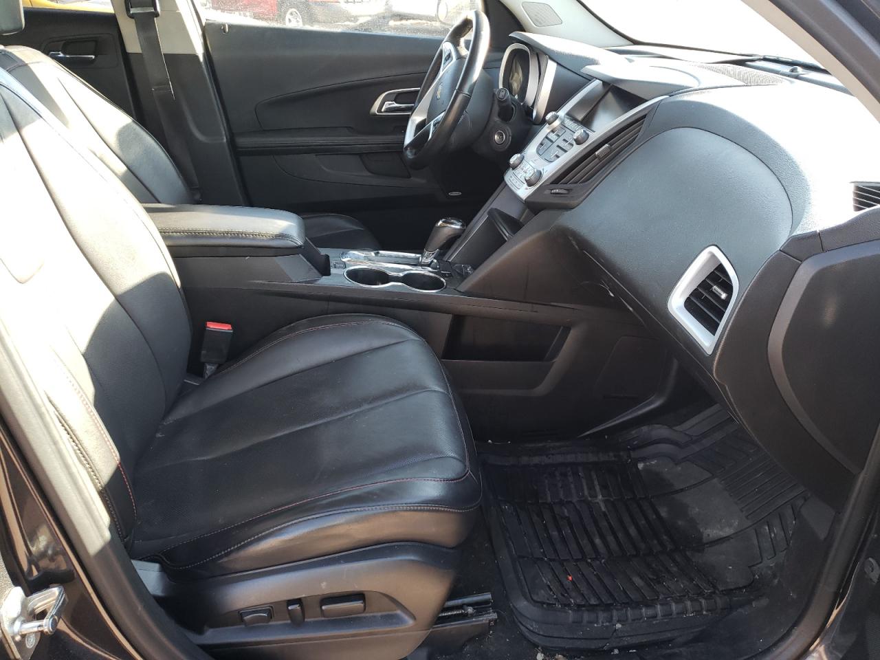 Photo 5 from auction – 2016 CHEVROLET EQUINOX LT with VIN 2GNALDEK6G6332885