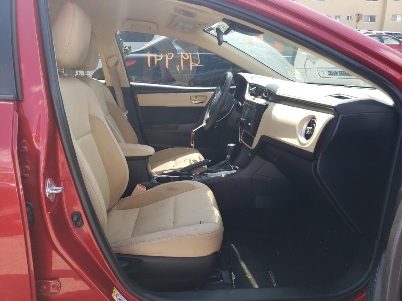 Photo 5 from auction – 2018 TOYOTA COROLLA L with VIN 2T1BURHEXJC990812