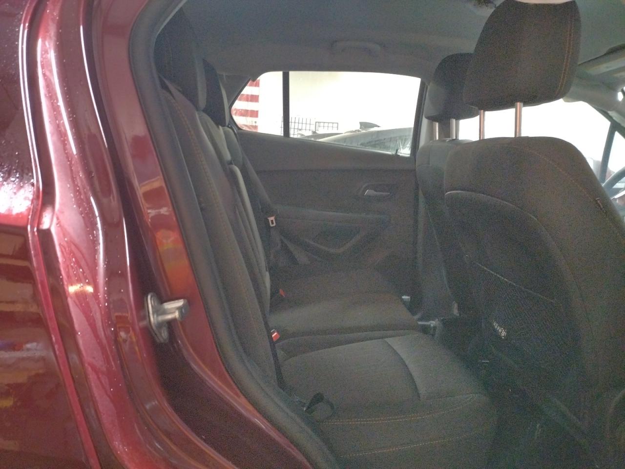 Photo 6 from auction – 2017 CHEVROLET TRAX 1LT with VIN 3GNCJLSB2HL273313