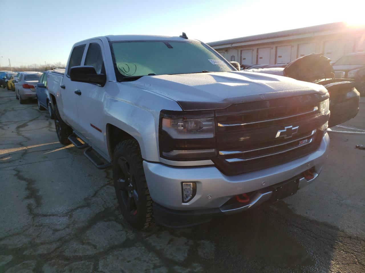 CHEVROLET SILVERADO 2018 with VIN 3GCUKSEC2JG349538 - Photo from auction