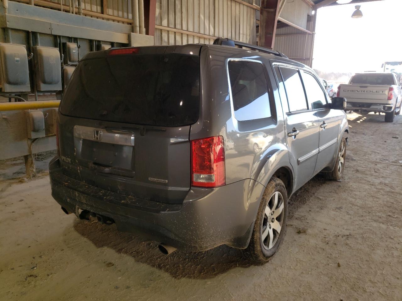 Photo 4 from auction – 2012 HONDA PILOT TOUR with VIN 5FNYF3H92CB023498