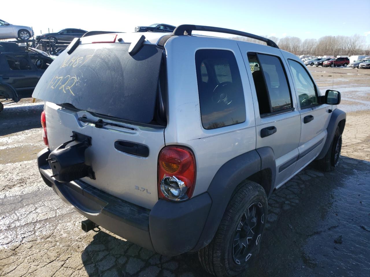Photo 4 from auction – 2003 JEEP LIBERTY SP with VIN 1J4GL48KX3W685560