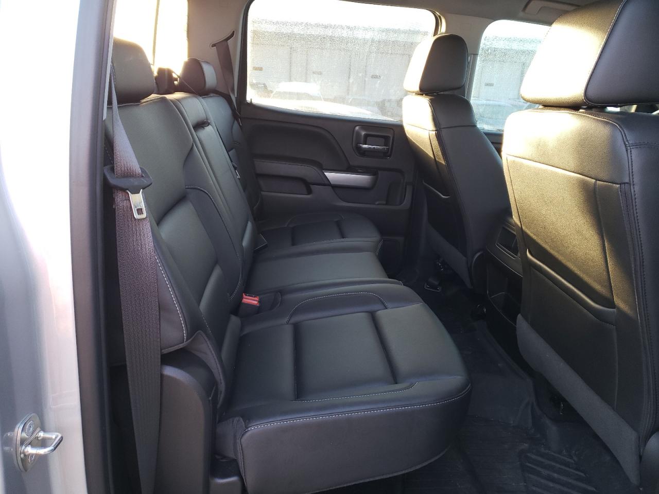 Photo 6 from auction – 2018 CHEVROLET SILVERADO with VIN 3GCUKSEC2JG349538