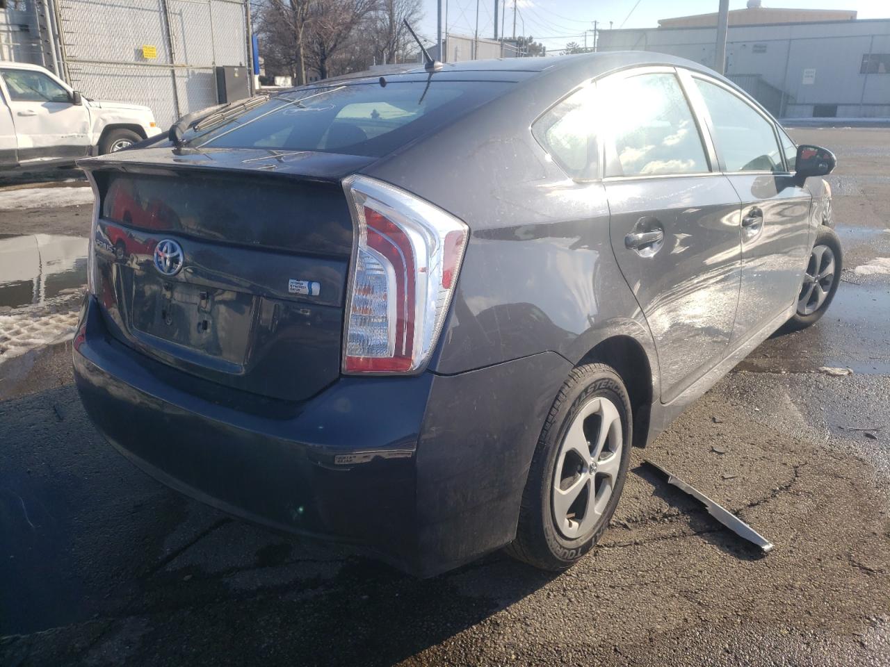 Zdjęcie 4 z aukcji – 2013 TOYOTA PRIUS z VIN JTDKN3DU2D5599081