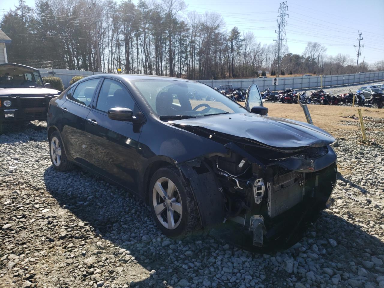 DODGE DART SXT 2015 with VIN 1C3CDFBB1FD186933 - Photo from auction