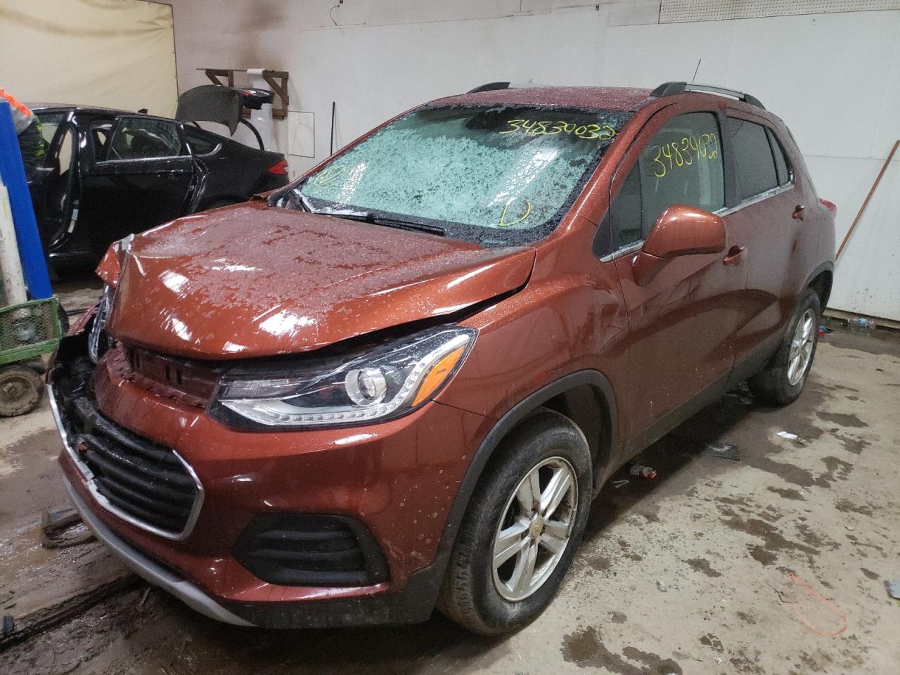 Photo 2 from auction – 2019 CHEVROLET TRAX 1LT with VIN 3GNCJPSB6KL237686