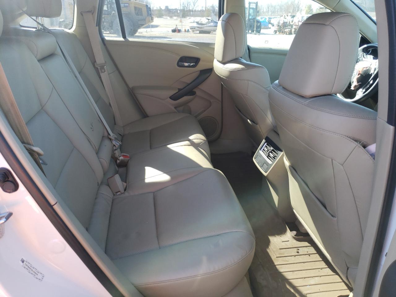 Photo 6 from auction – 2016 ACURA RDX TECHNO with VIN 5J8TB4H57GL004636