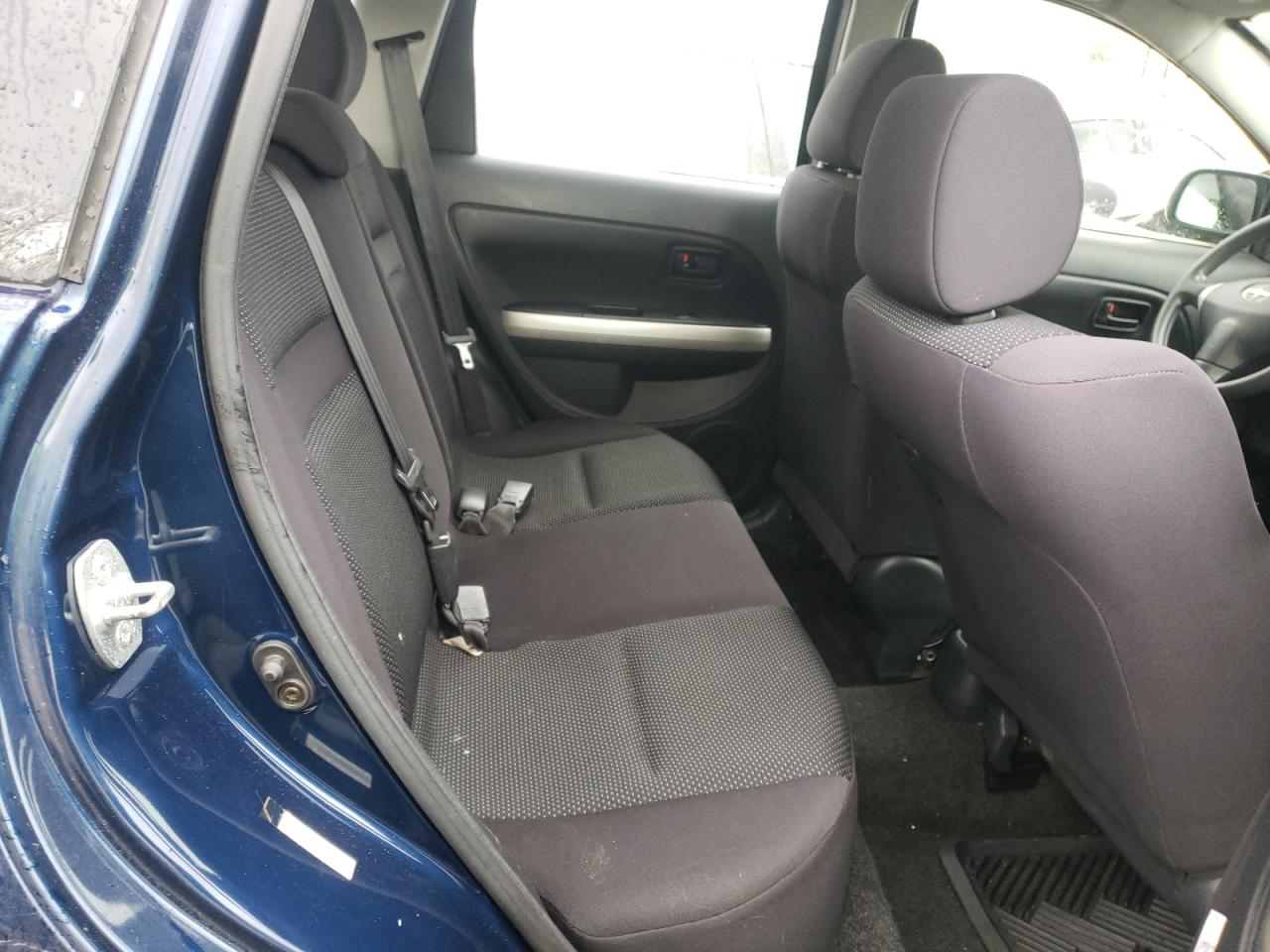 Photo 6 from auction – 2004 TOYOTA SCION XA with VIN JTKKT624540061684