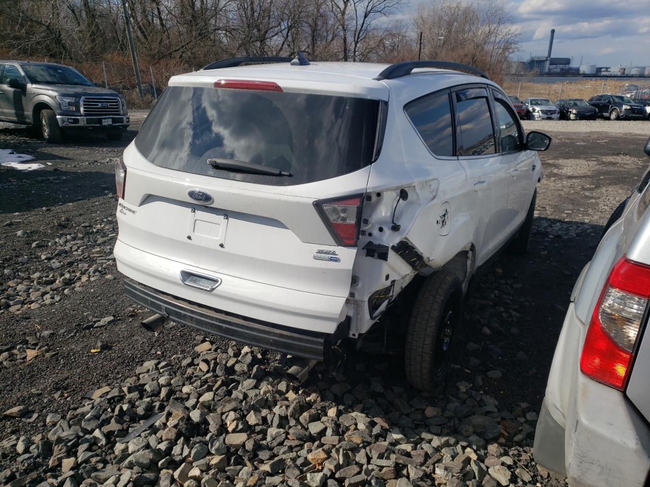 Photo 4 from auction – 2018 FORD ESCAPE SEL with VIN 1FMCU9HD2JUC72651