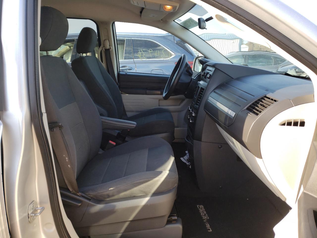 Photo 18 from auction – 2008 DODGE GRAND CARA with VIN 1D8HN44H08B125447