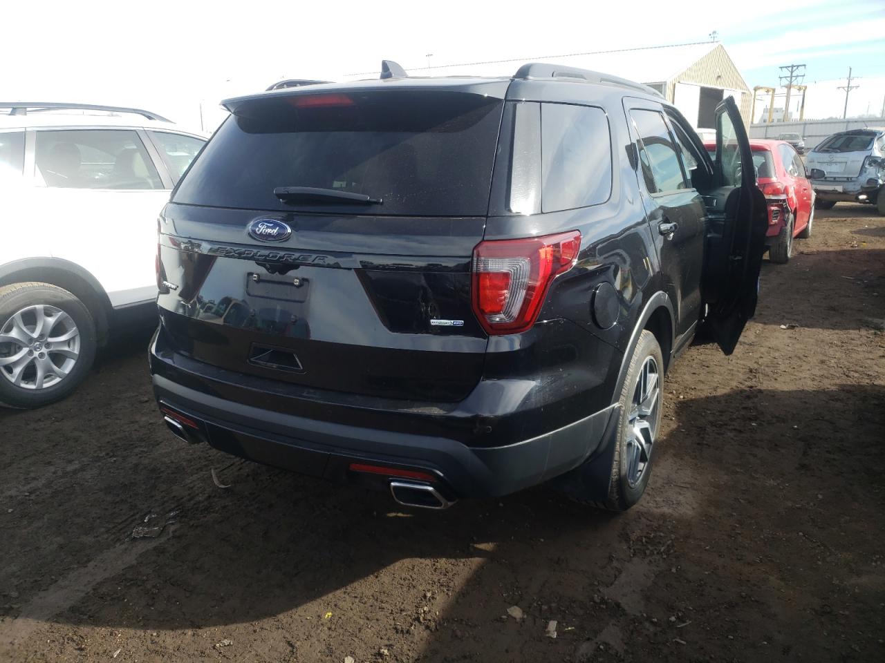 Photo 4 from auction – 2017 FORD EXPLORER S with VIN 1FM5K8GTXHGD21248