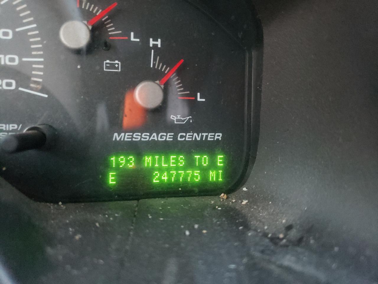 Photo 8 from auction – 2004 FORD EXPEDITION with VIN 1FMFU18L54LA70256