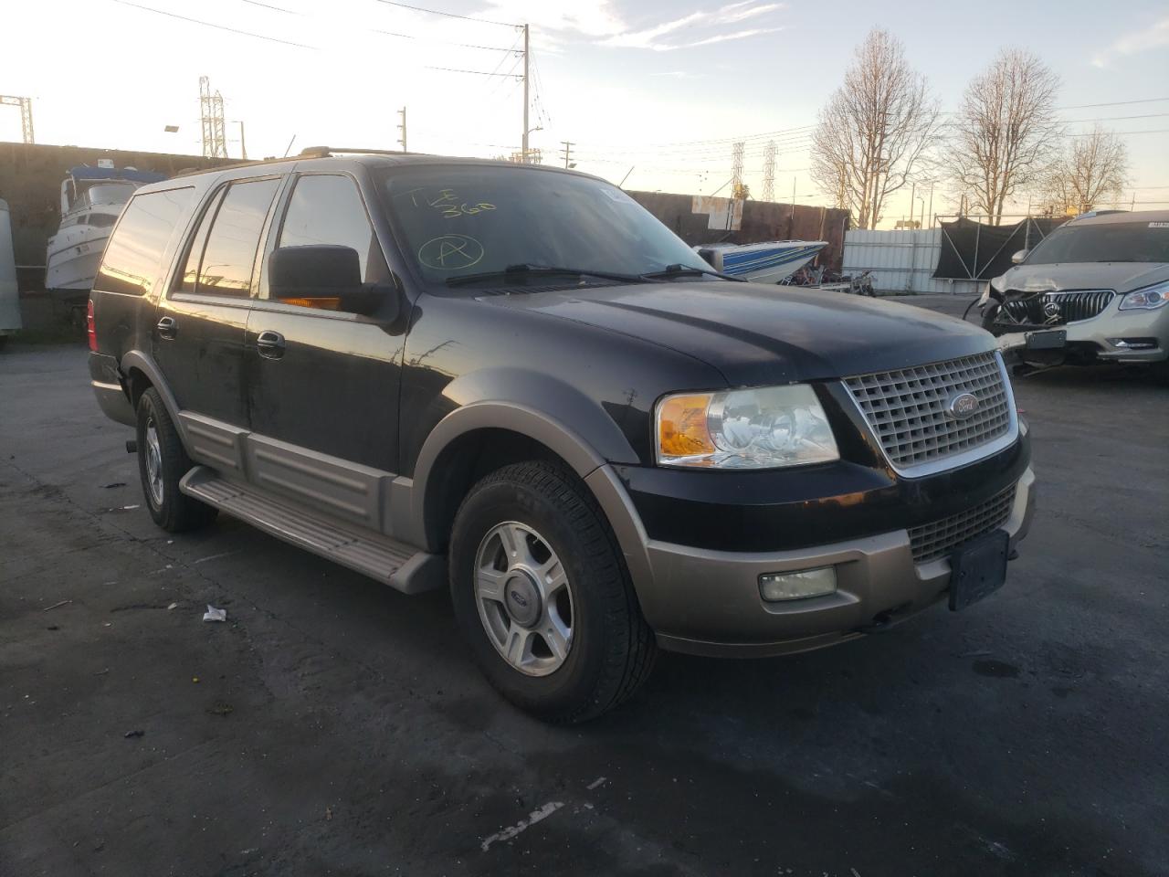 FORD EXPEDITION 2004 with VIN 1FMFU18L54LA70256 - Photo from auction