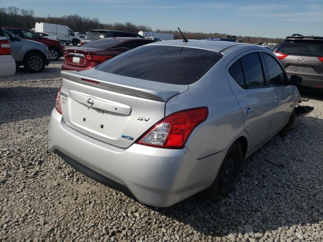 Photo 4 from auction – 2016 NISSAN VERSA S with VIN 3N1CN7APXGL814904