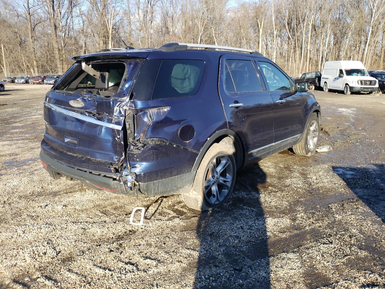 Фото 4 с аукциона – 2011 FORD EXPLORER L с VIN 1FMHK8F85BGA81446