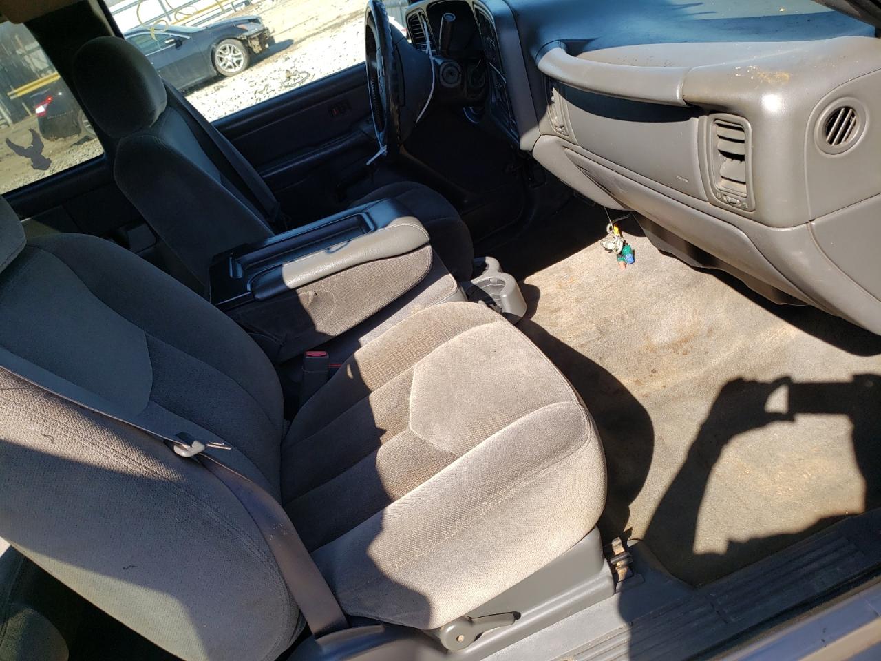 Photo 5 from auction – 2006 GMC NEW SIERRA with VIN 1GTEK19B86Z205404