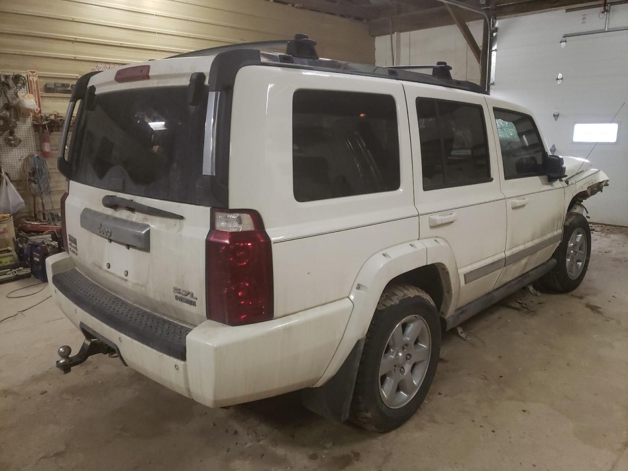 Photo 4 from auction – 2006 JEEP COMMANDER with VIN 1J8HG58286C318773