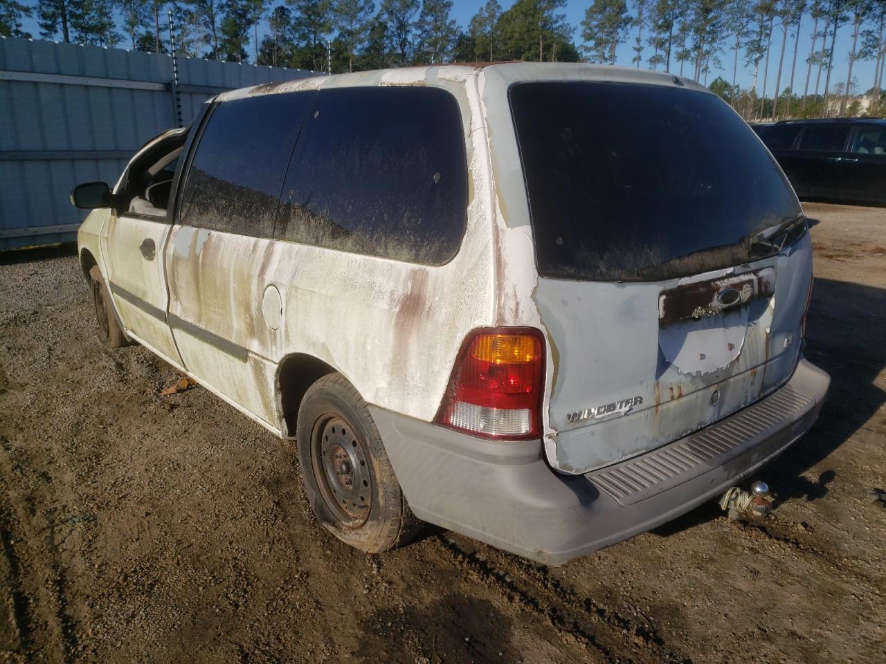 Photo 3 from auction – 1999 FORD WINDSTAR L with VIN 2FMZA5140XBB91832