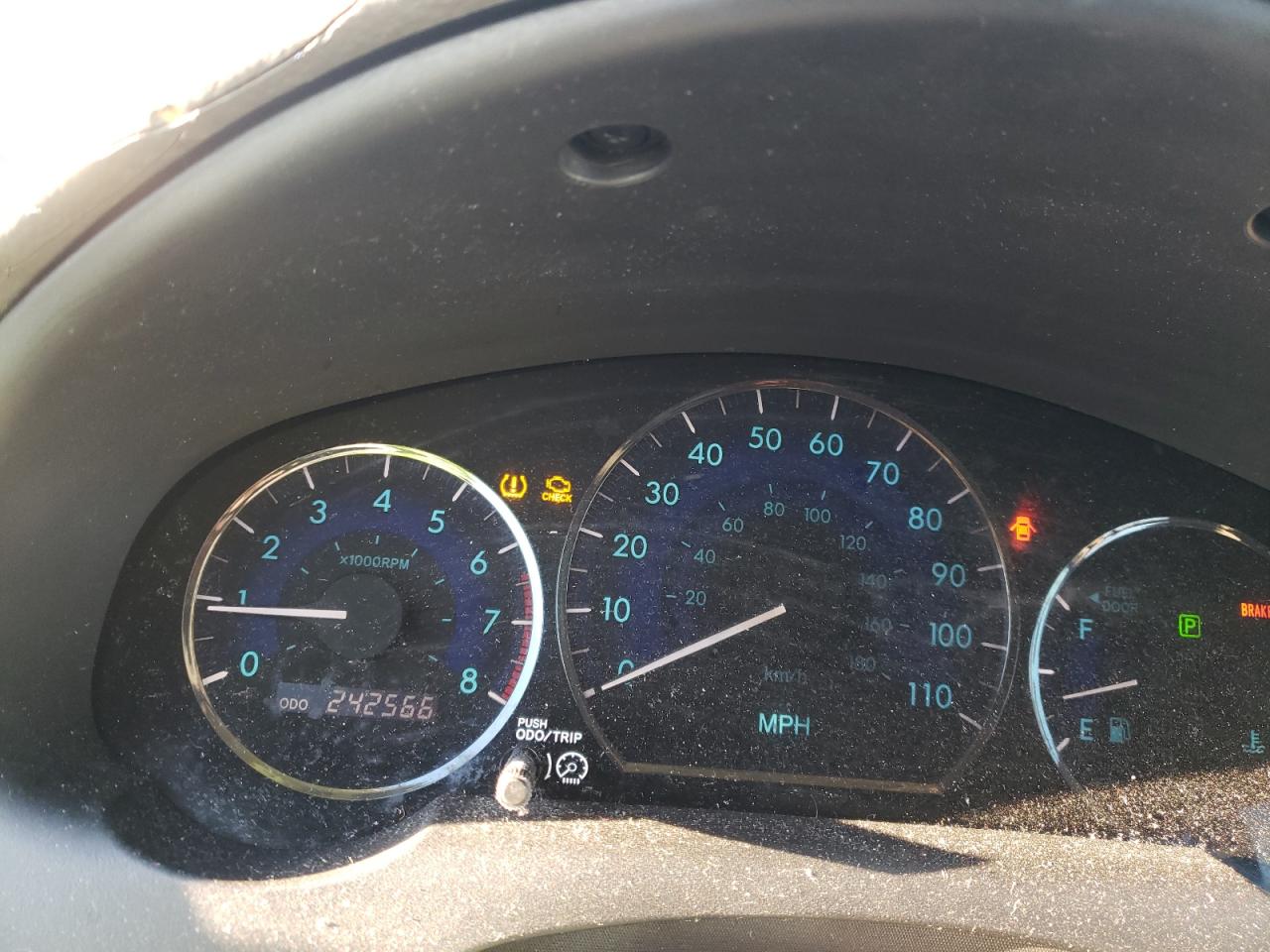 Photo 8 from auction – 2007 TOYOTA SIENNA CE with VIN 5TDZK23C87S069545