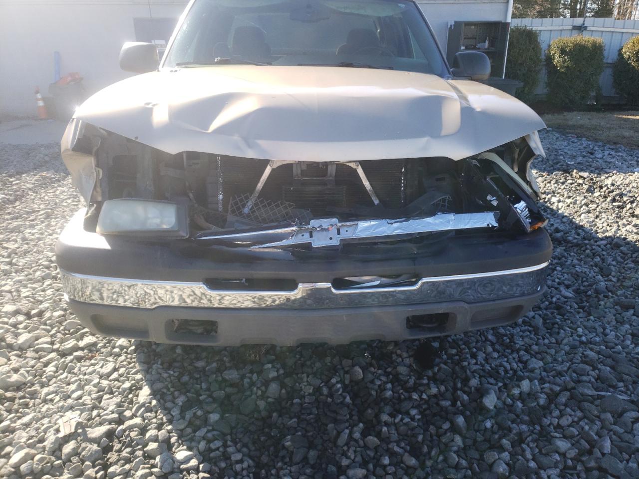 Photo 9 from auction – 2004 CHEVROLET SILVERADO with VIN 2GCEK19T941182505