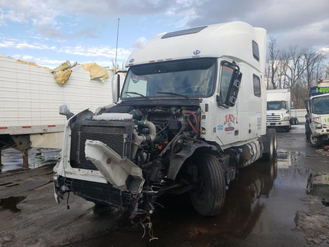 Photo 2 from auction – 2017 VOLVO VN VNL with VIN 4V4NC9EH6HN984032