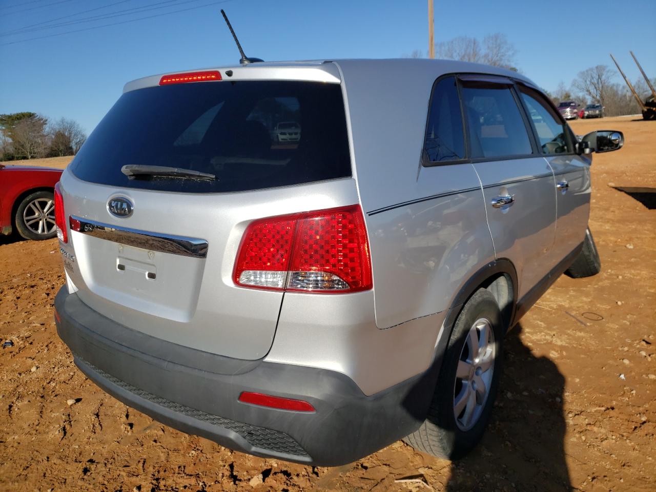 Photo 4 from auction – 2011 KIA SORENTO BA with VIN 5XYKT3A1XBG014039