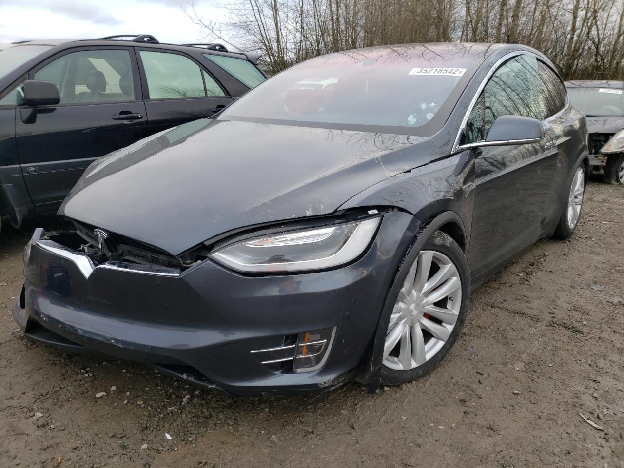 Photo 2 from auction – 2016 TESLA MODEL X with VIN 5YJXCBE46GF010685