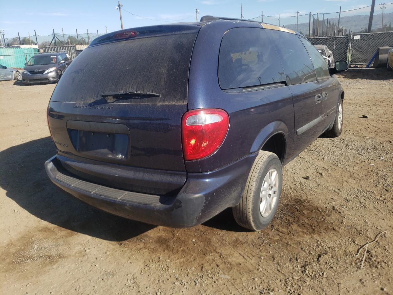Photo 4 from auction – 2005 DODGE GRAND CARA with VIN 1D4GP24R85B169941