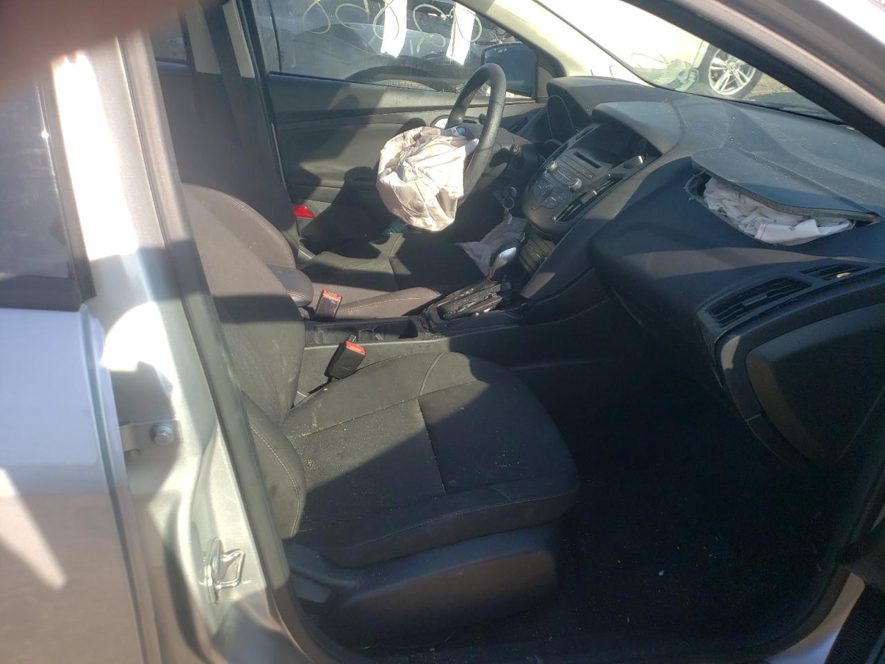 Photo 5 from auction – 2017 FORD FOCUS SE with VIN 1FADP3K24HL232680
