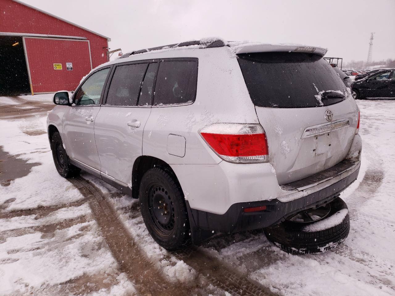 Photo 3 from auction – 2013 TOYOTA HIGHLANDER with VIN 5TDBK3EH1DS269193