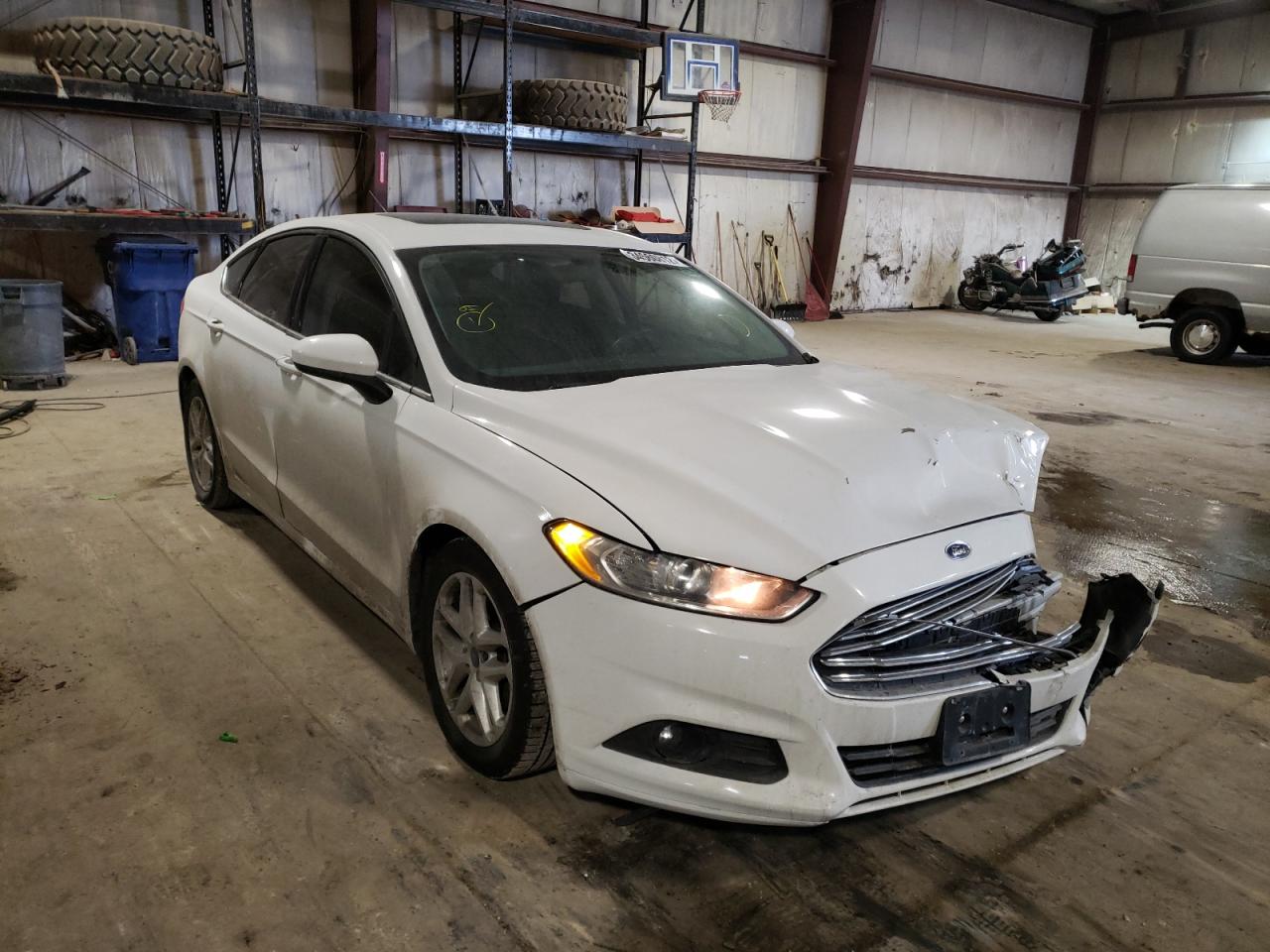 FORD FUSION SE 2016 with VIN 3FA6P0H75GR331373 - Photo from auction