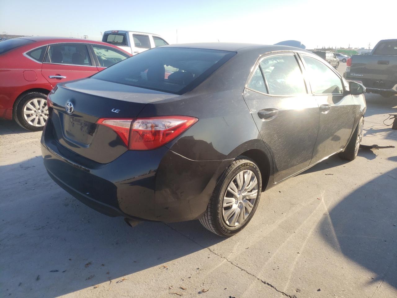 Photo 4 from auction – 2017 TOYOTA COROLLA L with VIN 2T1BURHEXHC807077