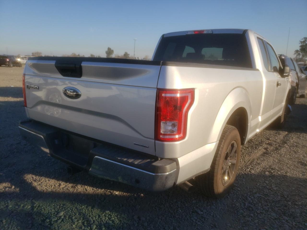Photo 4 from auction – 2016 FORD F150 SUPER with VIN 1FTEX1C85GKE78759