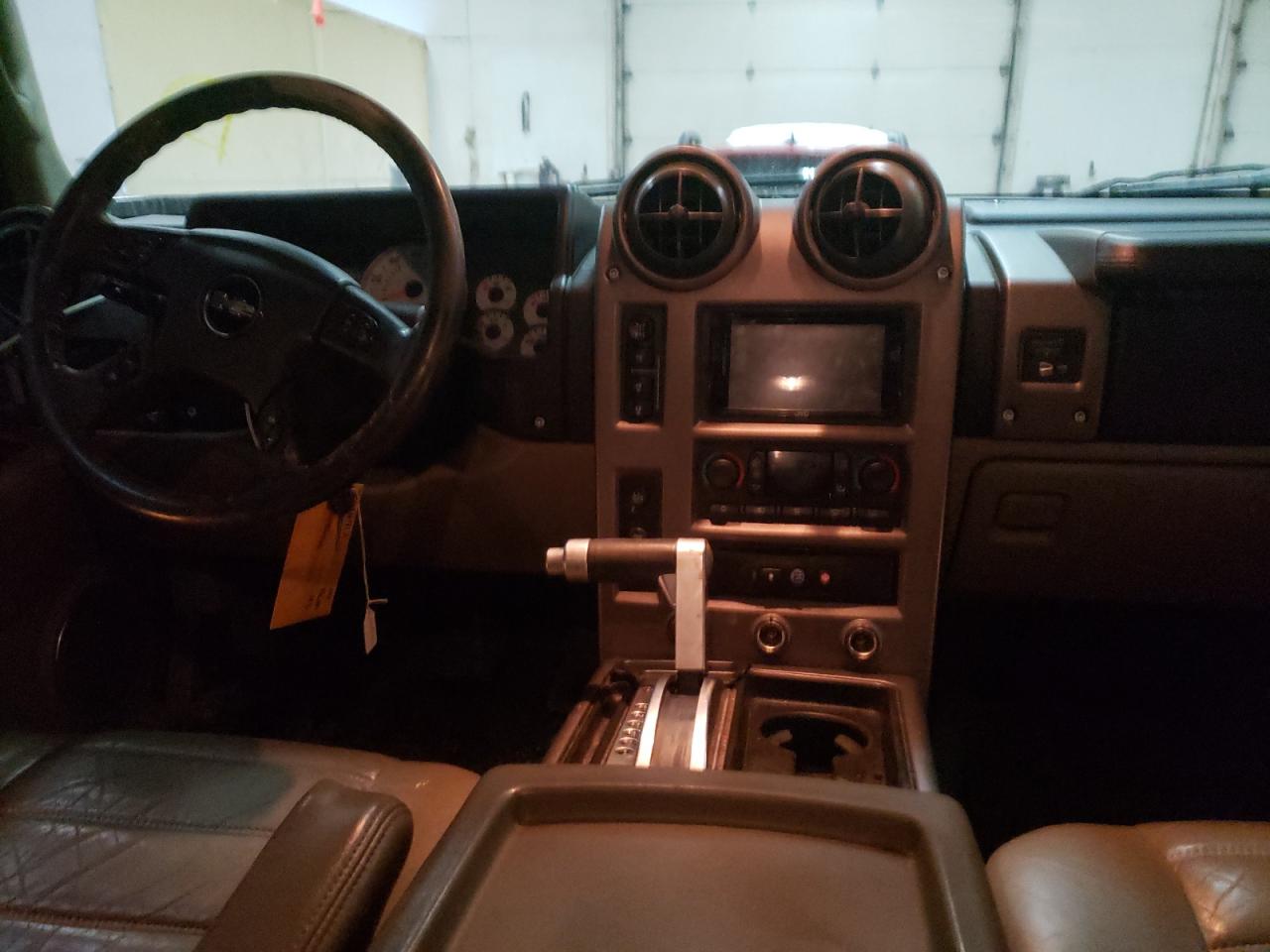 Photo 9 from auction – 2004 HUMMER H2 with VIN 5GRGN23U94H109511
