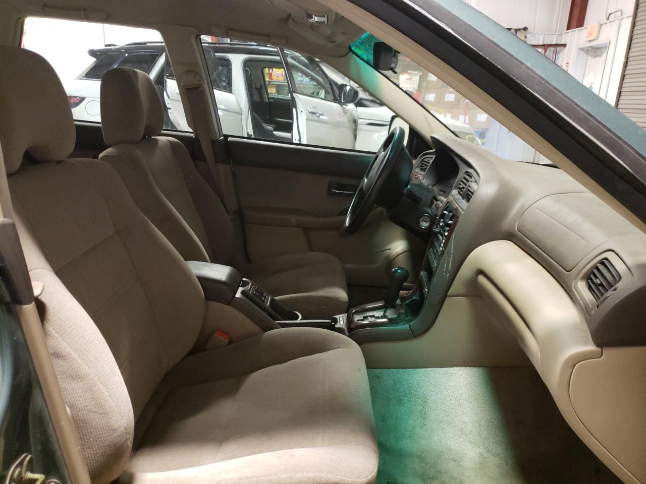 Photo 5 from auction – 2000 SUBARU LEGACY WAG with VIN 4S3BH6753Y7639109