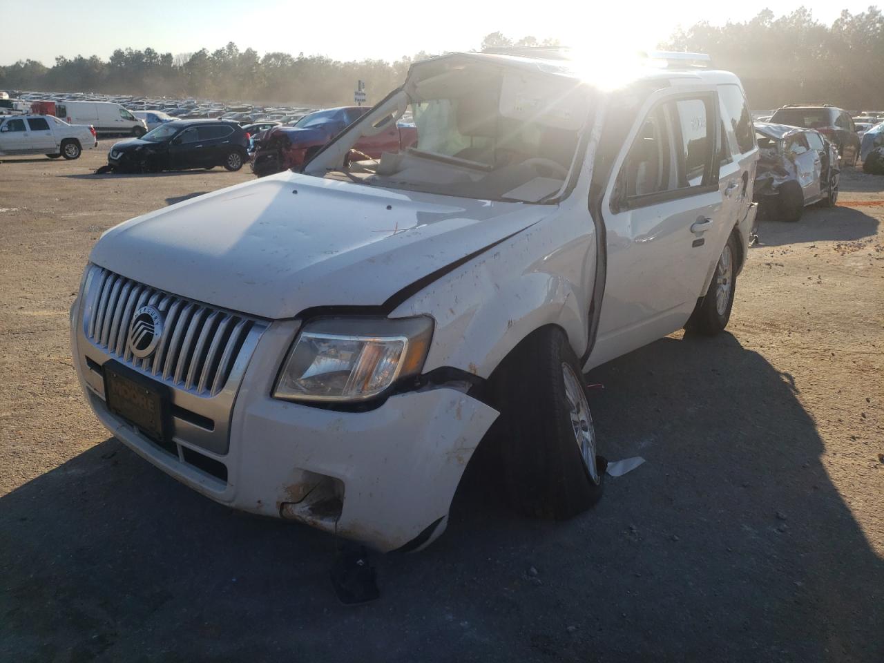 Photo 2 from auction – 2010 MERCURY MARINER PR with VIN 4M2CN8H78AKJ14830