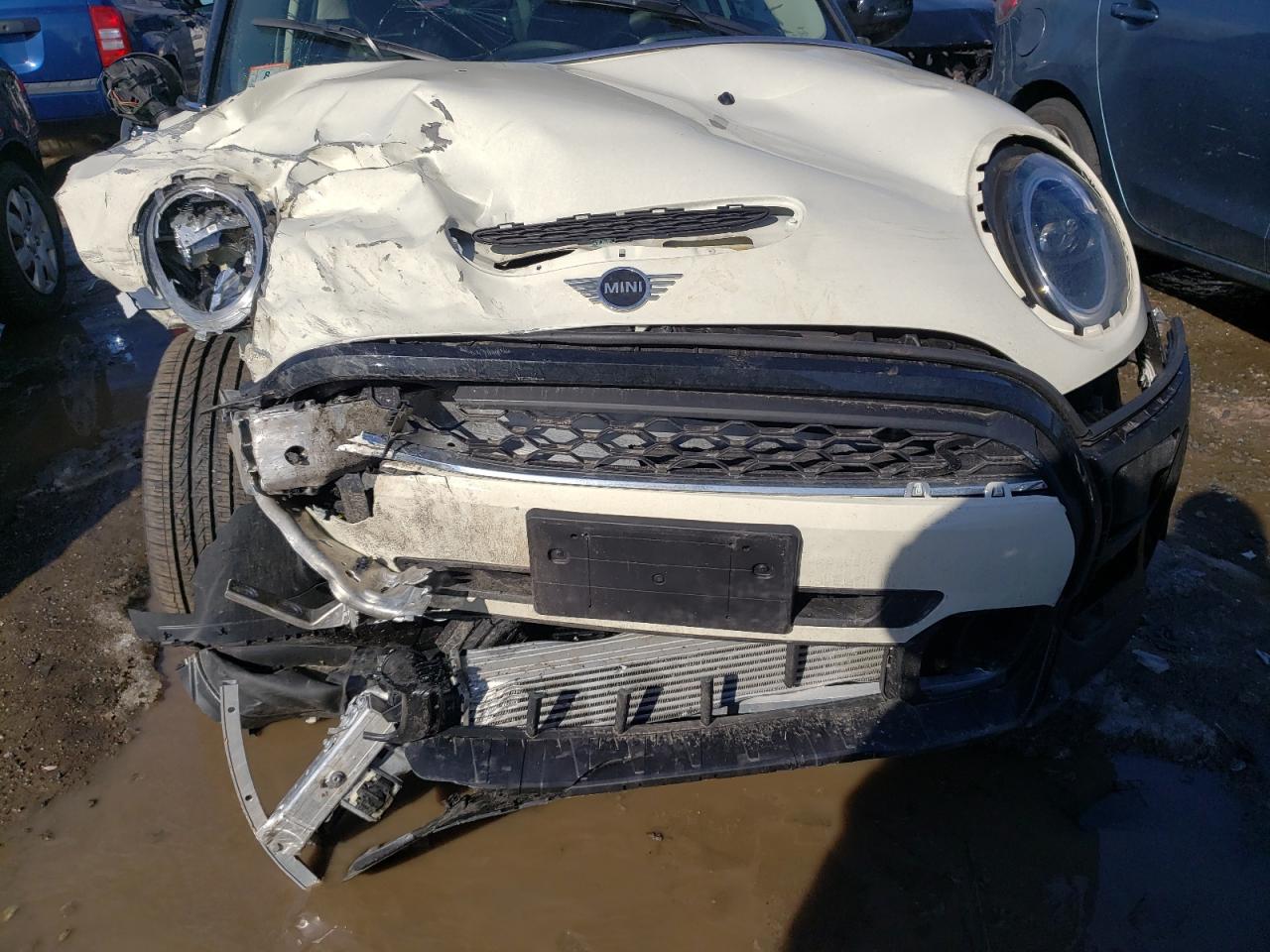 Photo 9 from auction – 2022 MINI COOPER S with VIN WMW53DK05N2R20376