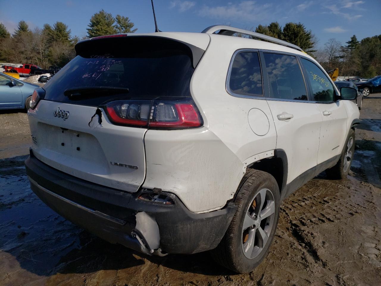 Photo 4 from auction – 2019 JEEP CHEROKEE L with VIN 1C4PJMDX1KD476229