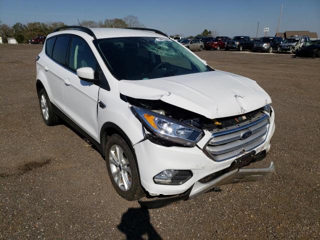 FORD ESCAPE SE 2018 with VIN 1FMCU9GD6JUB53390 - Photo from auction