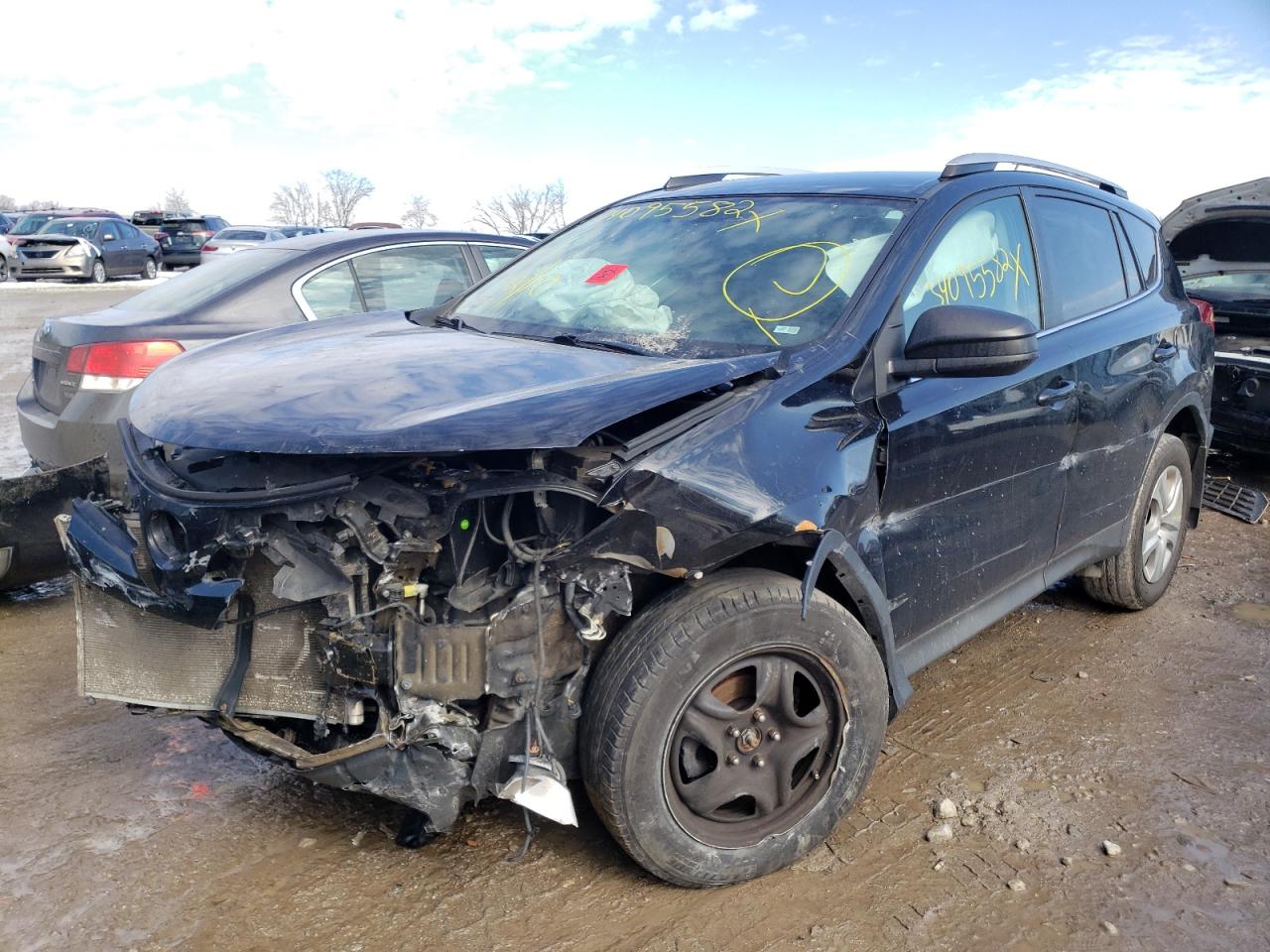 Photo 2 from auction – 2013 TOYOTA RAV4 LE with VIN 2T3BFREV6DW032310