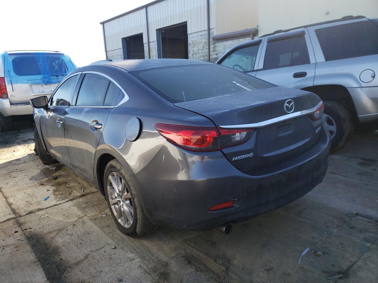 Photo 3 from auction – 2017 MAZDA 6 SPORT with VIN JM1GL1U56H1113670