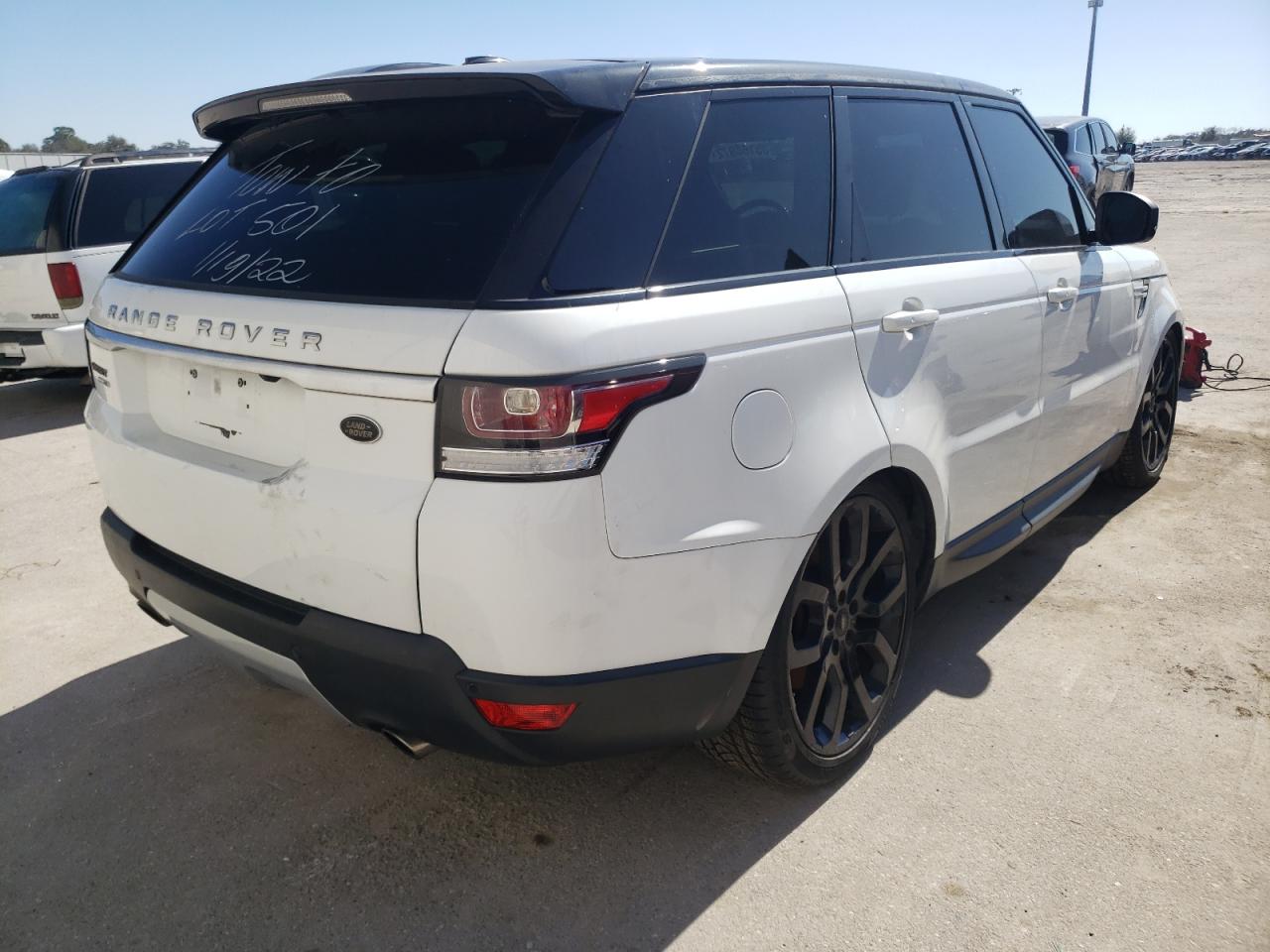 Photo 4 from auction – 2015 LAND ROVER RANGE ROVE with VIN SALWR2VF4FA507312