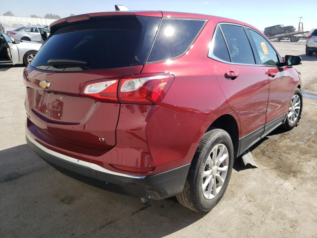 Photo 4 from auction – 2018 CHEVROLET EQUINOX LT with VIN 2GNAXJEV7J6113678