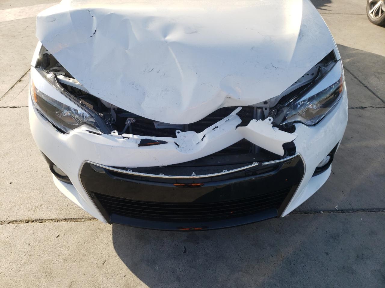 Photo 9 from auction – 2014 TOYOTA COROLLA L with VIN 5YFBURHE1EP158751