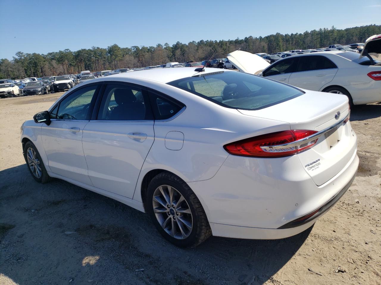 Photo 3 from auction – 2017 FORD FUSION SE with VIN 3FA6P0HD2HR249706