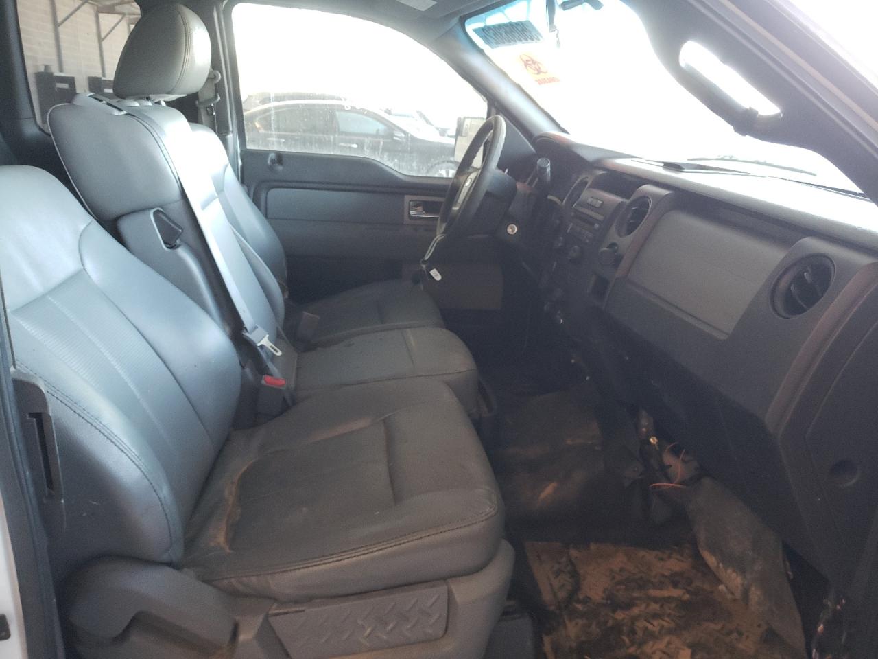 Photo 5 from auction – 2011 FORD F150 SUPER with VIN 1FTFX1EF0BFC66465