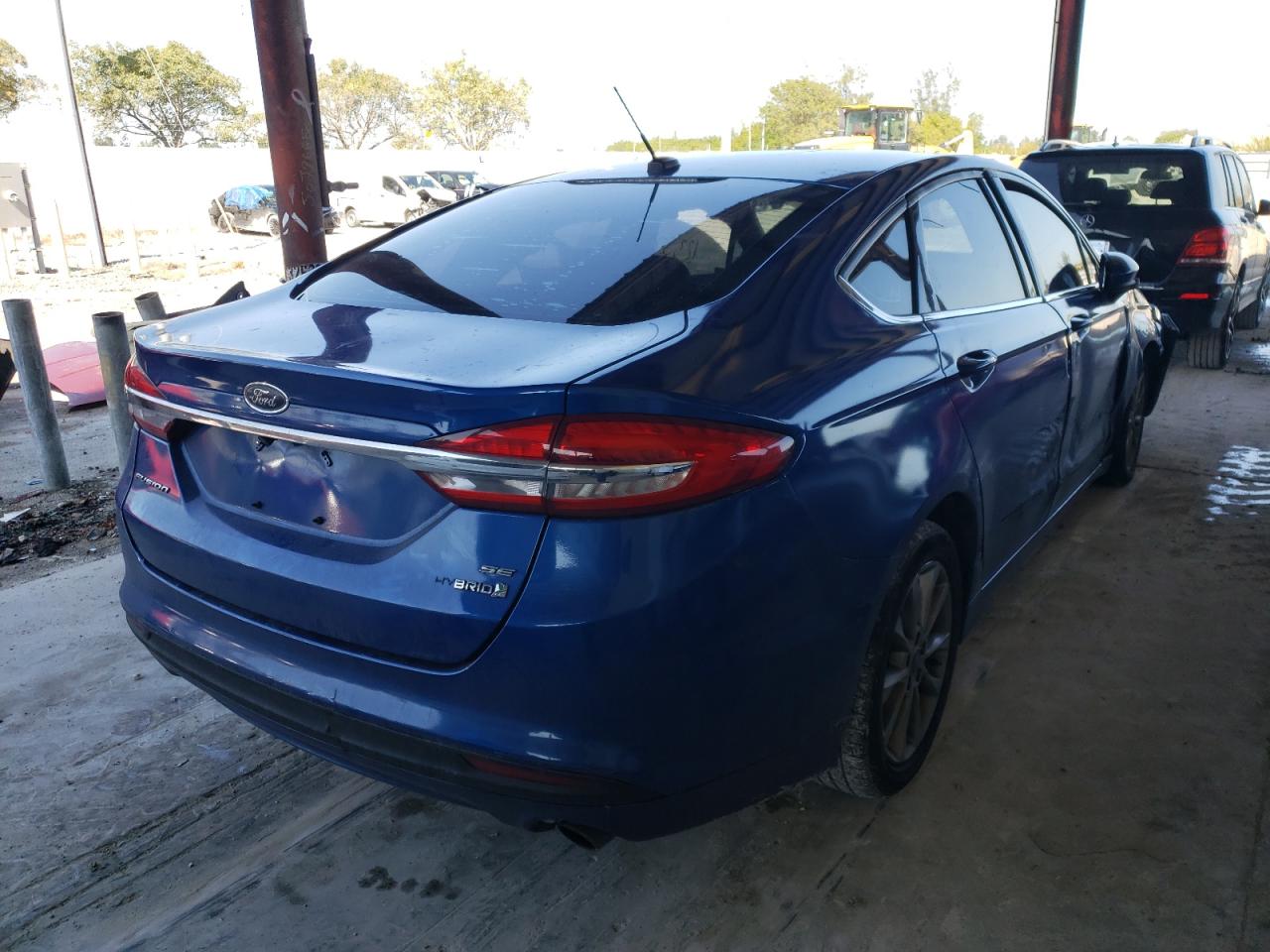 Photo 4 from auction – 2017 FORD FUSION SE with VIN 3FA6P0LU4HR384922